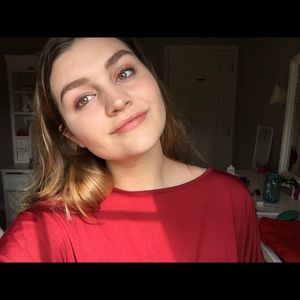 Meet your Posher, Mallory